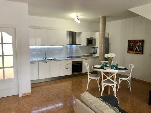 Apartamento Playa Dorada Bajo