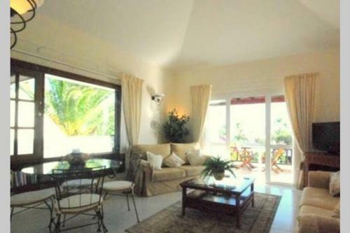 Villa Isa Sea Views