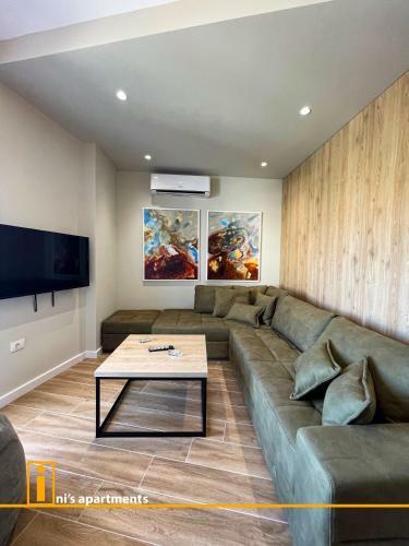 Ini's Apartments