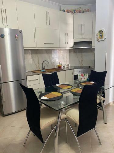 Sea La Vie Apartment
