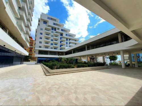 Beachfront Apartment Saranda Terraces