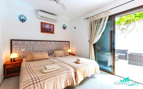 Exceptional 3-bed Villa Private Pool And Jacuzzi