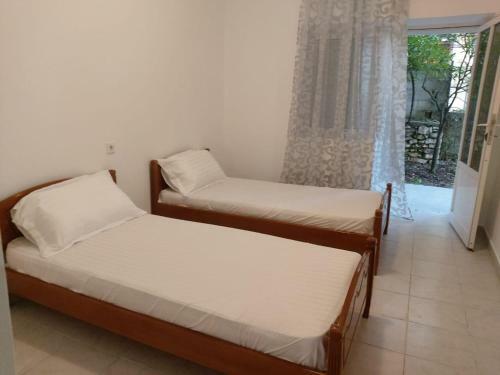 Toma's Apartment- 3 Bedrooms