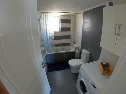 Welcome To Our Luxury Apartment.