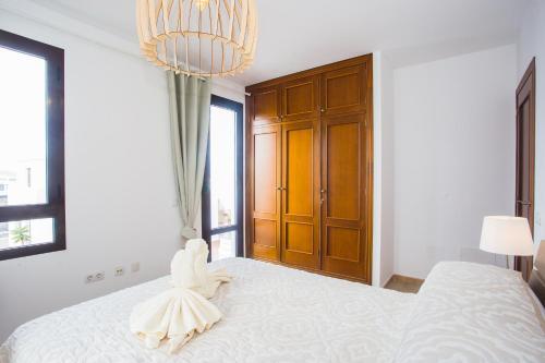 Impeccable 2-bed Villa In Playa Blanca