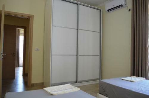 Vincent Apartment