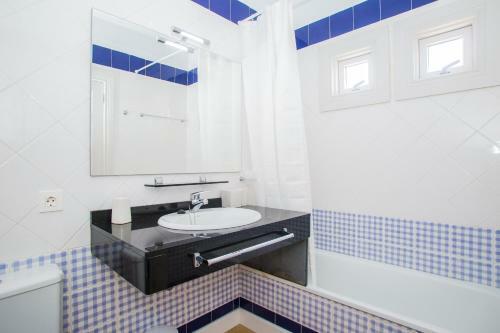 Remarkable 2-bed Villa In Playa Blanca