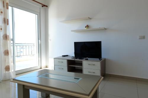 Beautiful 2-bed Apartment In Sarande 22