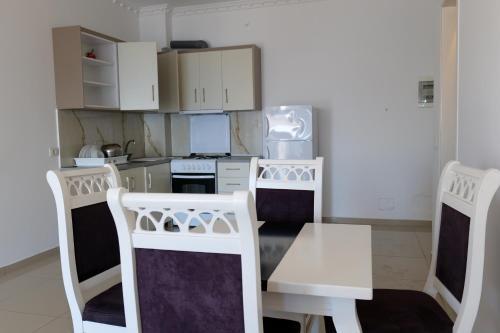 Beautiful 2-bed Apartment In Sarande 22