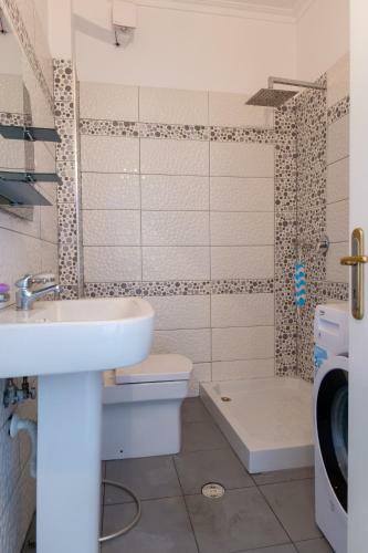 Beautiful 2-bed Apartment In Sarande 22