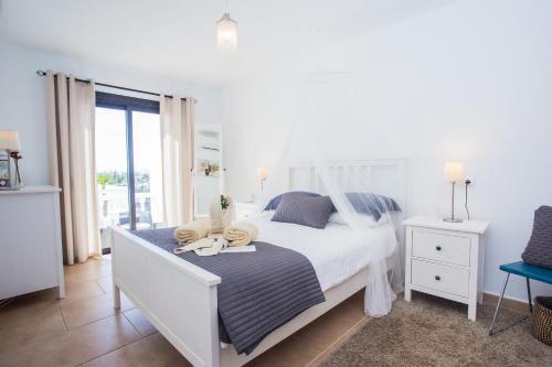 Remarkable 4-bed Villa In Playa Blanca