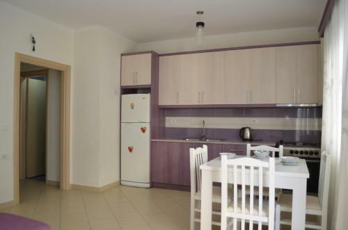 Eri Apartments