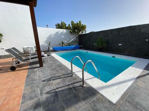 Individual Villa With Solar Heated Pool
