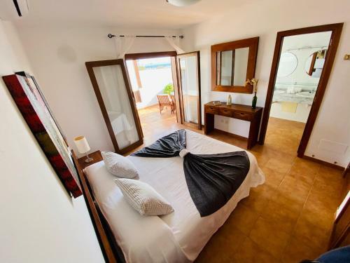 Individual Villa With Solar Heated Pool