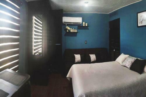 Apartamento Estudio Azul En Estrat�gica Ubic.(? Fact)