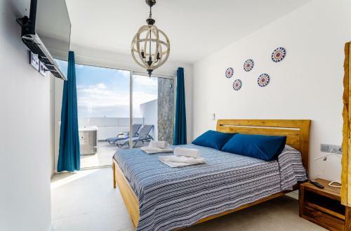 Monterey House Playa Blanca