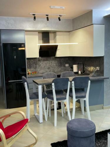 Eldi's Apartments