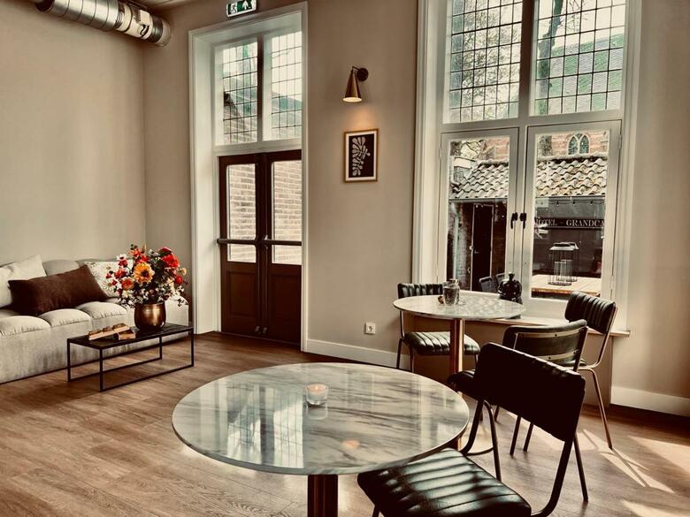 Hostal Hotel Het Oude Raadhuis