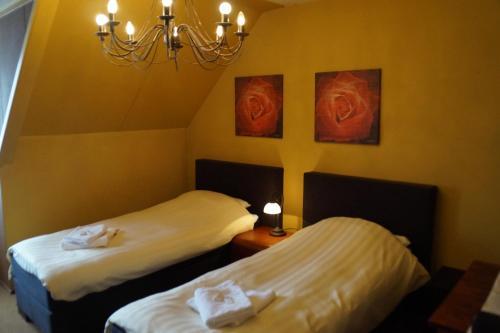 Hotel Eddies