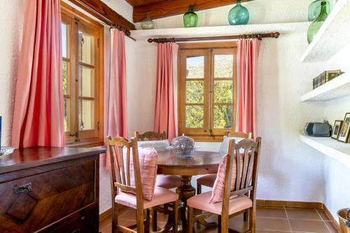 3 Bedroom Villa With Private Pool, Pollensa