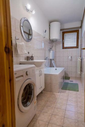 Apartment Matovi?
