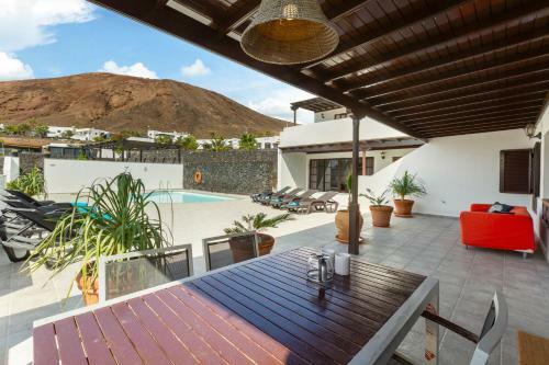 Villa Under The Volcano In Playa Blanca