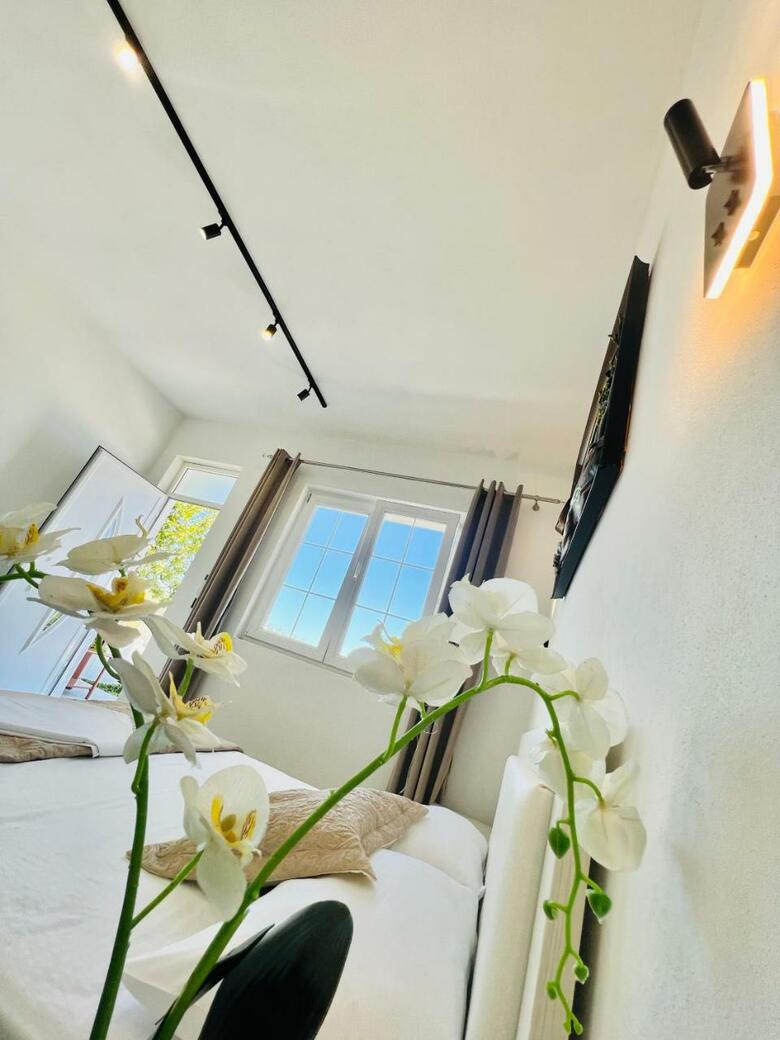 Hostal Iart Residence