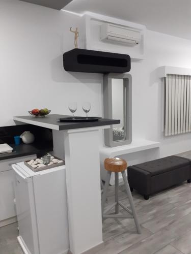 Deluxe Yiota`s Studio !
