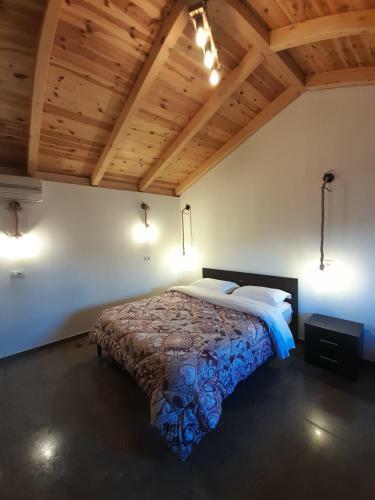 Windmill Shkodra Gesthouse Camping & Grill
