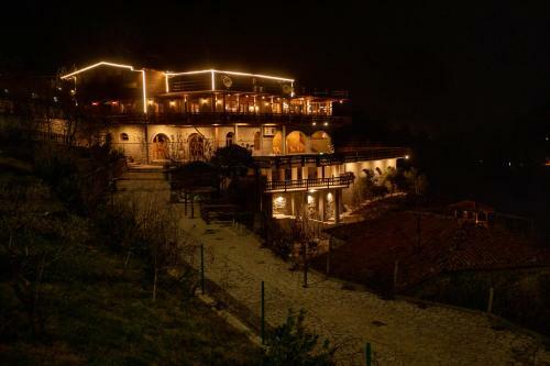 Hotel Old House