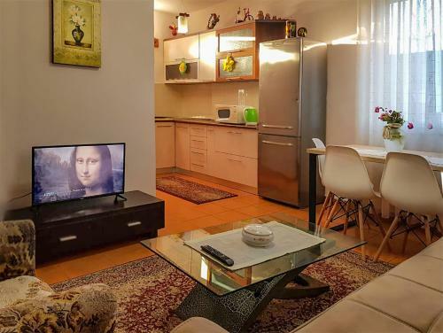 All Seasons Apartments