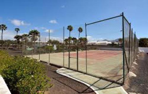 Remarkable 3-bed Basement Apartment Very Large