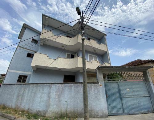 Cheerful Residential Home With Free Parking & Wifi