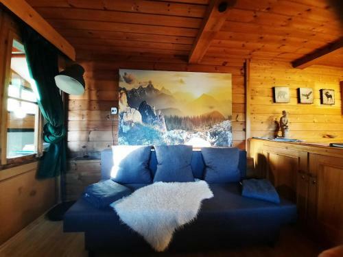 Cozy Mountain Cabin In Superb Sunny Location