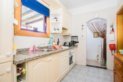 Beautiful 2-bed Villa In Playa Blanca