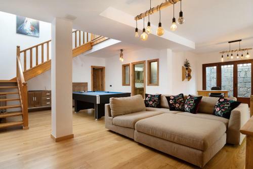Villa Peaky