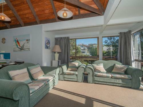 Hideaway - Onemana Holiday Chalet