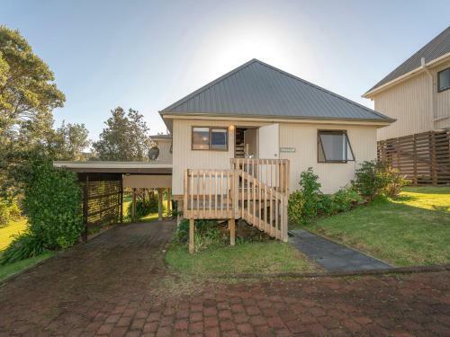 Hideaway - Onemana Holiday Chalet