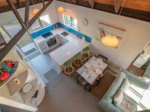 Hideaway - Onemana Holiday Chalet