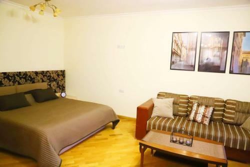 Apartamento Cosy Studio Near Republic Square