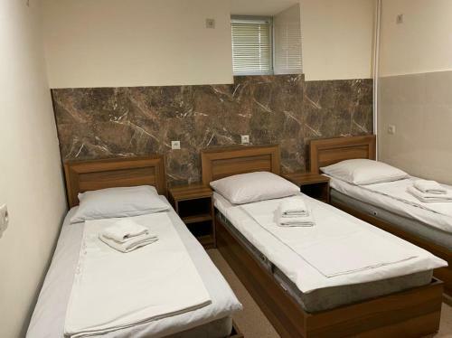 Albergue Adamyan 11 Hotel