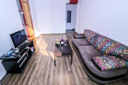 Stay Inn Apartments At Saryan Street