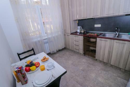 Stay Inn Apartments At Saryan Street