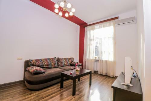 Stay Inn Apartments At Saryan Street
