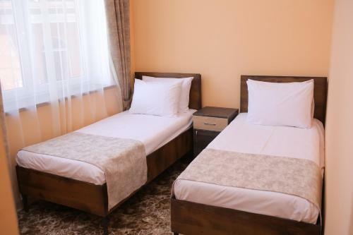 Red Hotel