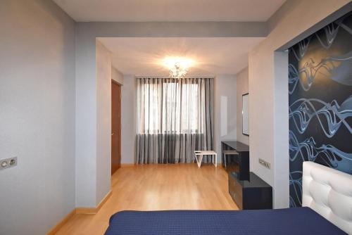Apartment North Avenue 5