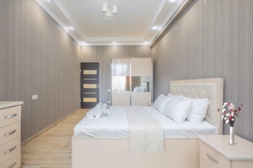 Central Yerevan 2 Bedroom Luxury Apartment