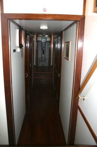 Hotelschip 'ali-b2'