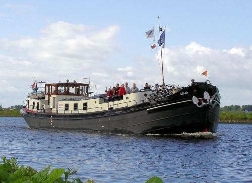 Hotelschip 'ali-b2'