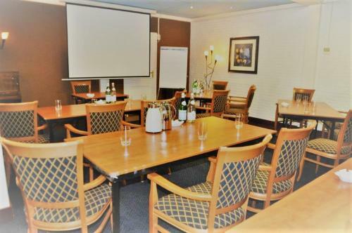 Hotel Herbergh Amsterdam Airport